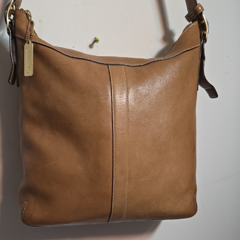 Coach Tan Leather Shoulder Bag - Picture 1 of 16